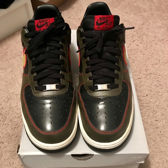 A Pair of Air Force 1s Men Size 12 A Pair of Air Force 1s Men Size 12